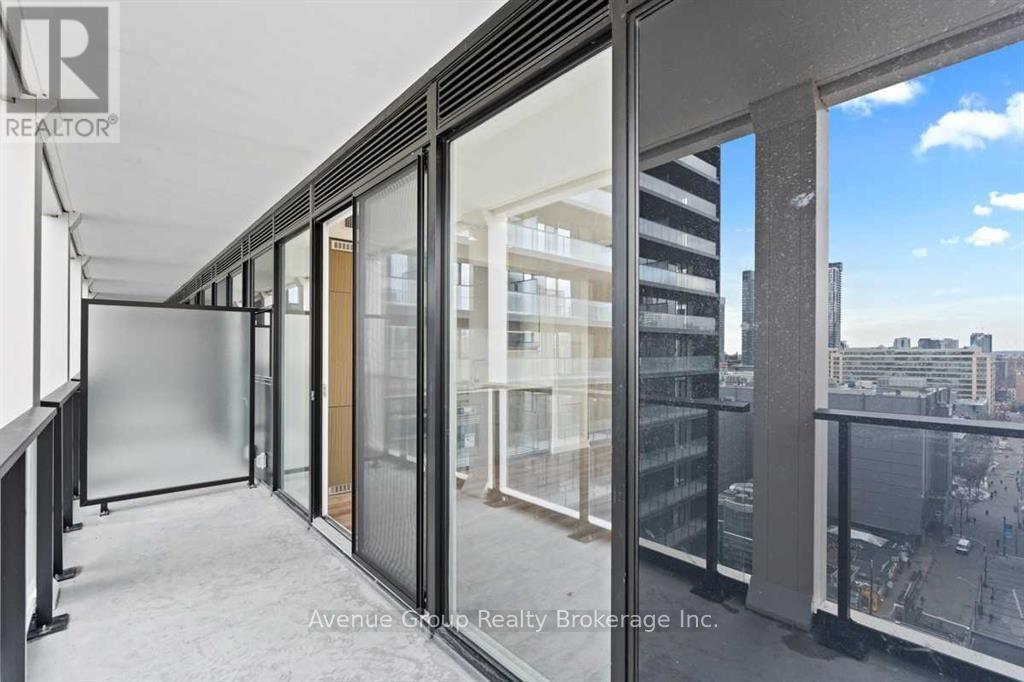 1916 - 20 Edward Street, Toronto, Ontario  M5G 0C5 - Photo 14 - C12670502