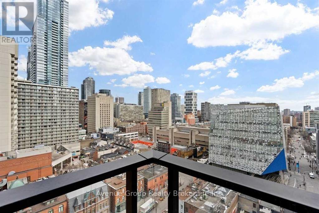 1916 - 20 Edward Street, Toronto, Ontario  M5G 0C5 - Photo 15 - C12670502