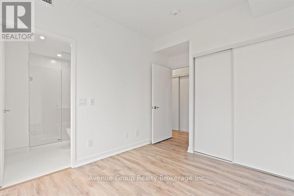 1916 - 20 Edward Street, Toronto, Ontario  M5G 0C5 - Photo 9 - C12670502