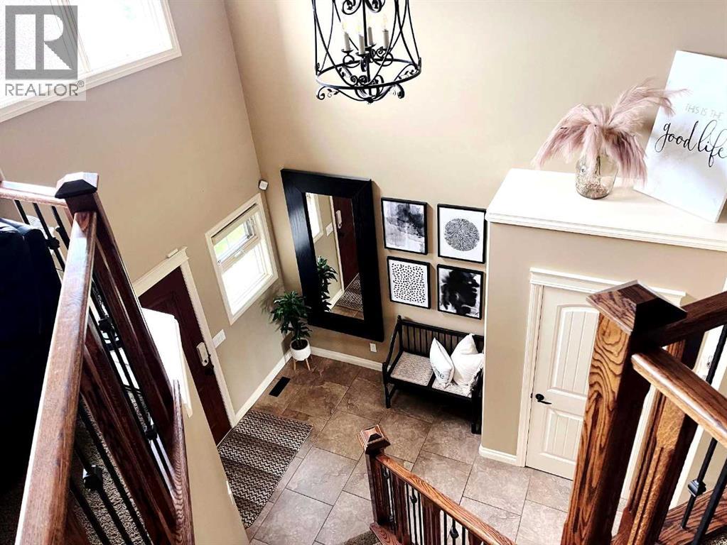 127 Hillcrest Boulevard, Strathmore, Alberta  T1P 0A3 - Photo 11 - A2242940