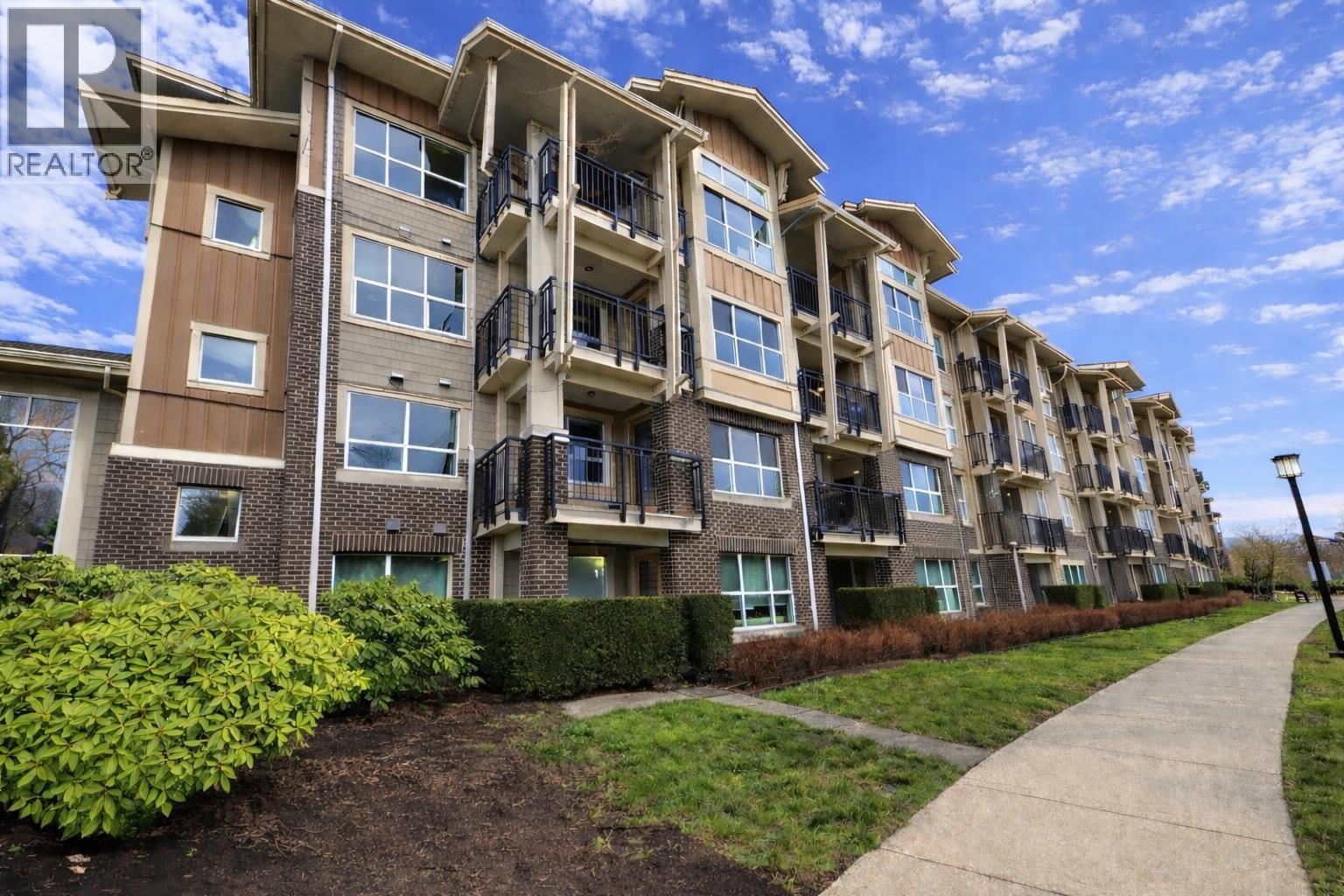 301 5775 Irmin Street, Burnaby, British Columbia  V5J 0C3 - Photo 5 - R3075988