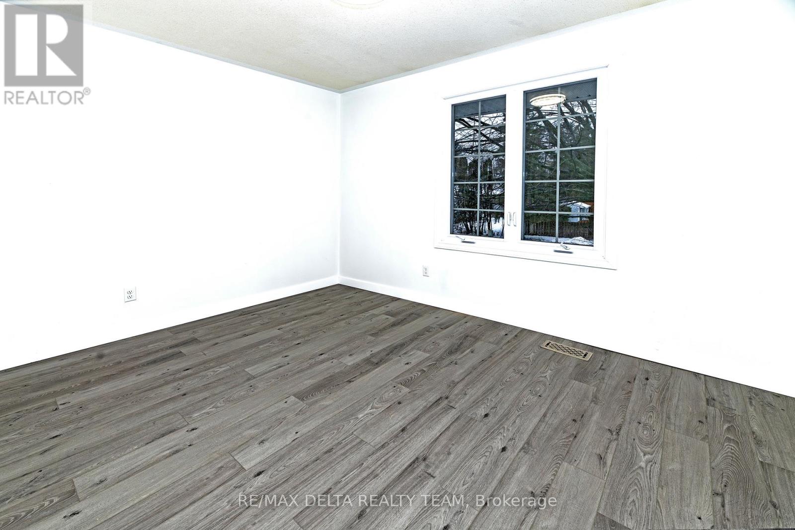 785 De Salaberry Street, Ottawa, Ontario  K1J 6Y5 - Photo 19 - X12674558