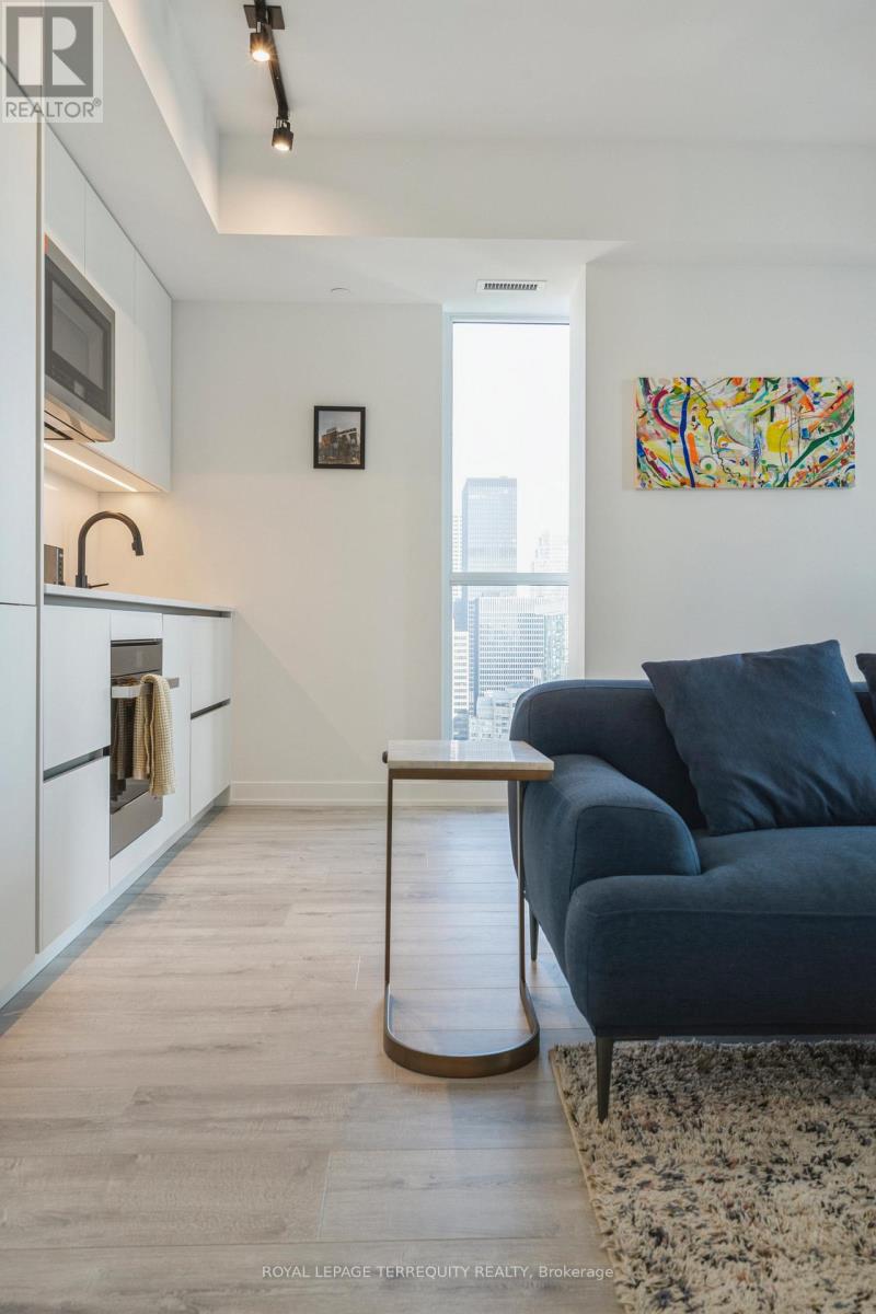 3502 - 327 King Street W, Toronto, Ontario  M5V 0W7 - Photo 12 - C12674576