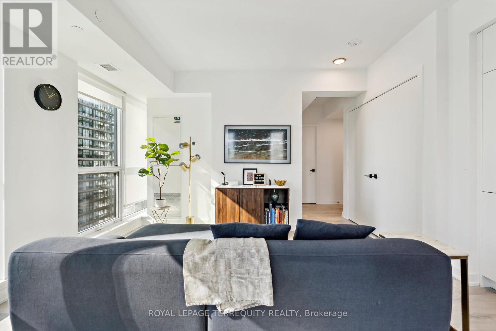 3502 - 327 King Street W, Toronto, Ontario  M5V 0W7 - Photo 21 - C12674576