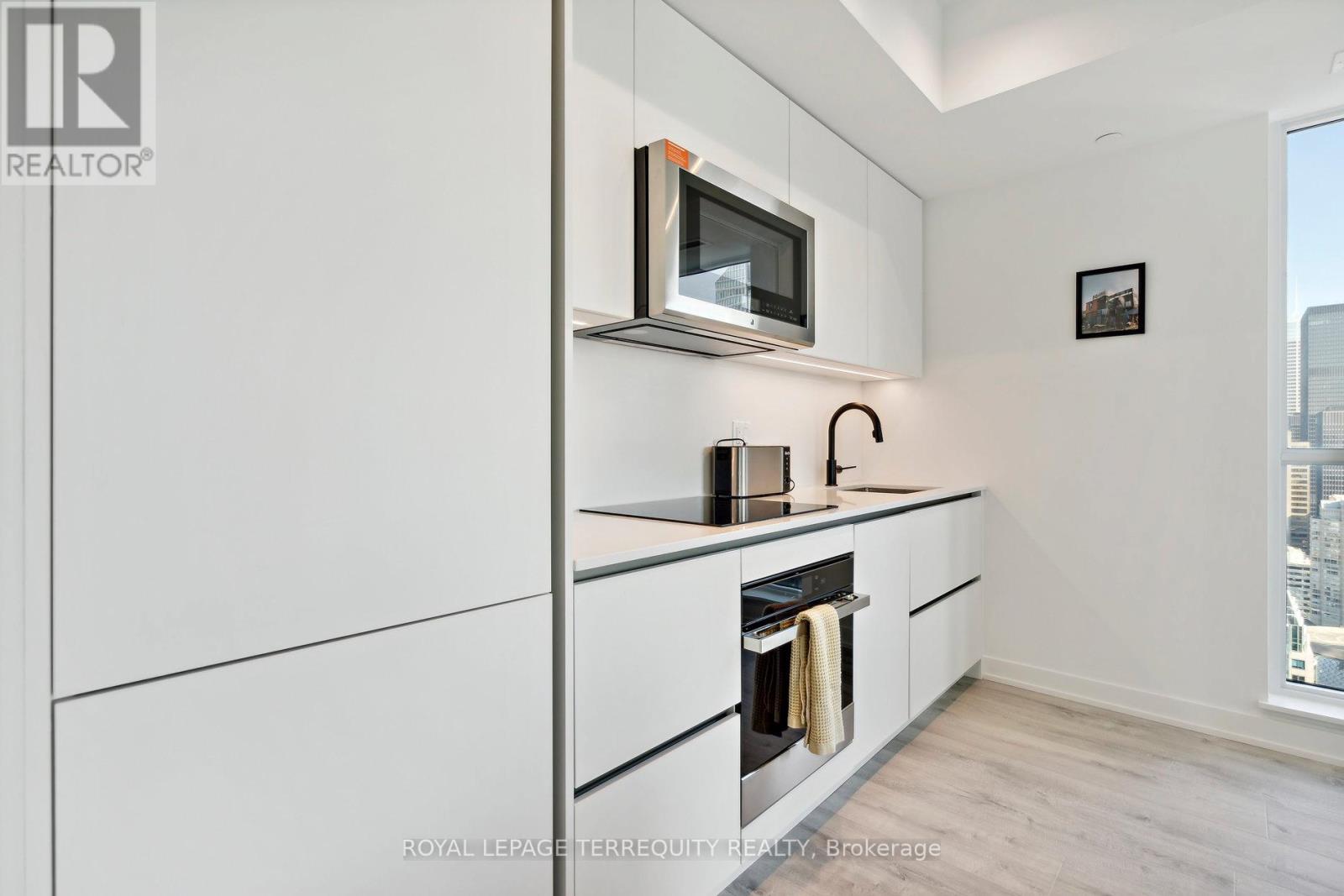 3502 - 327 King Street W, Toronto, Ontario  M5V 0W7 - Photo 30 - C12674576