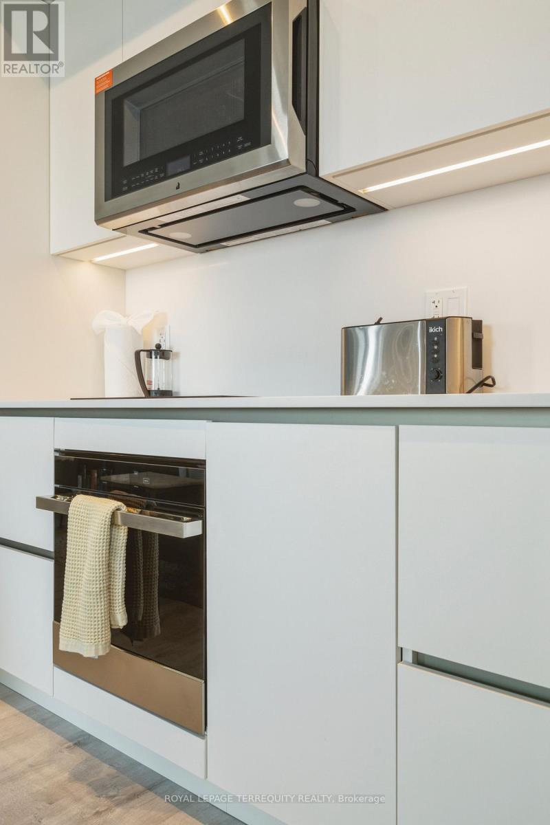 3502 - 327 King Street W, Toronto, Ontario  M5V 0W7 - Photo 35 - C12674576