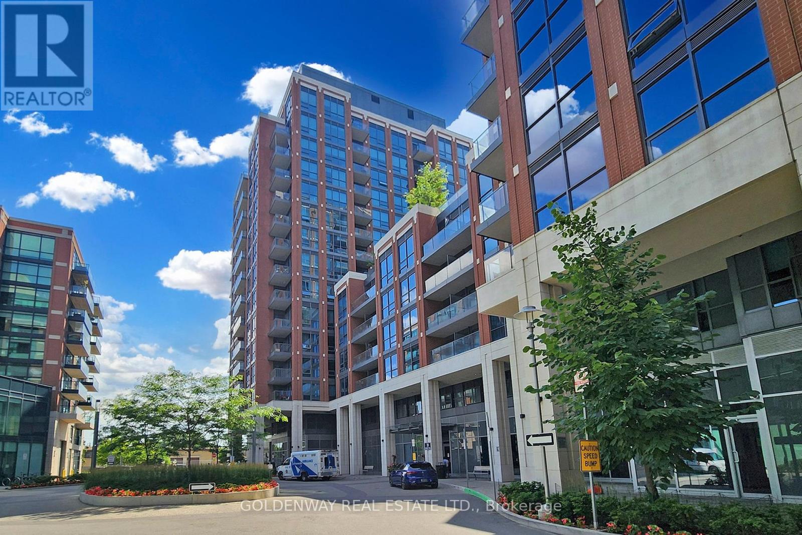 321 - 31 TIPPETT ROAD, Toronto, Ontario