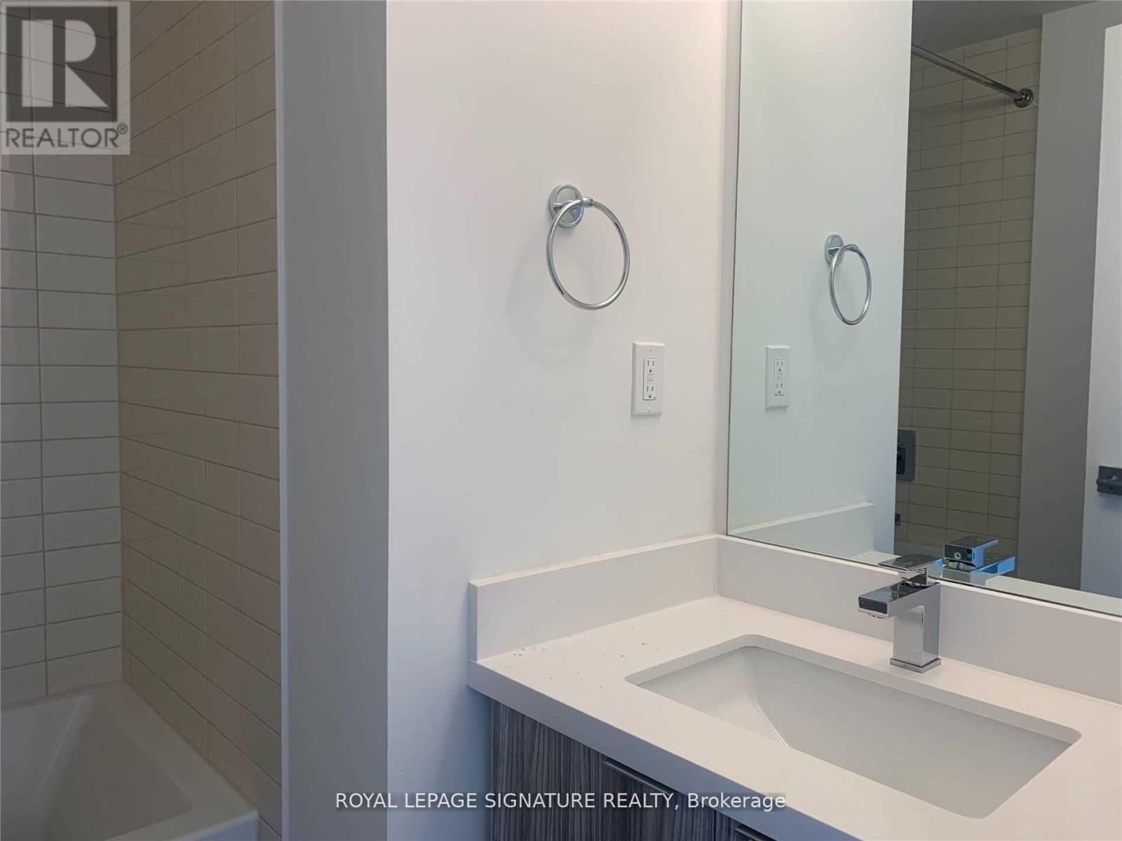 3707 - 2916 Highway 7 Road, Vaughan, Ontario  L4K 0K6 - Photo 6 - N12674584