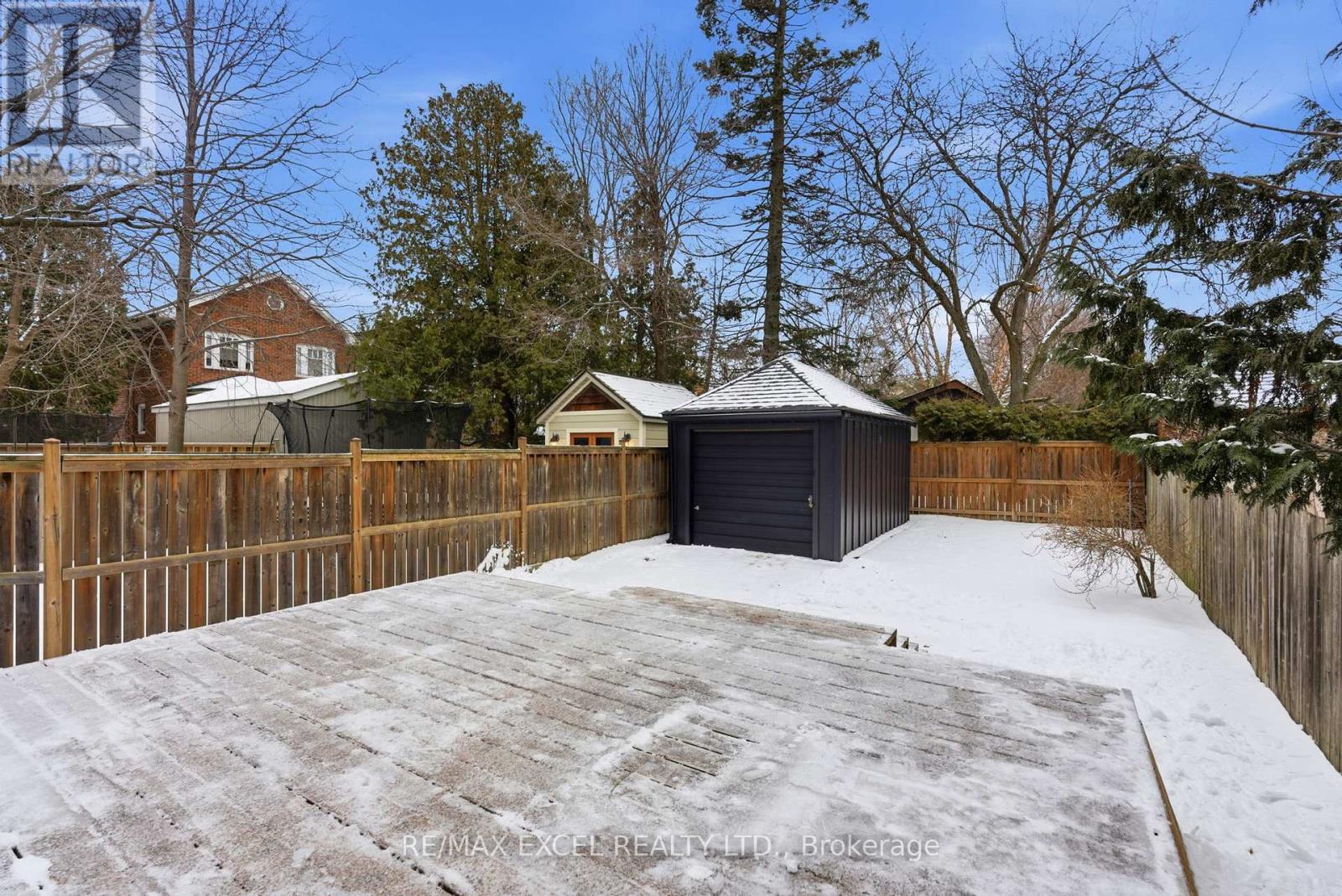 34 Raymond Avenue, Toronto, Ontario  M6S 2B3 - Photo 36 - W12656106