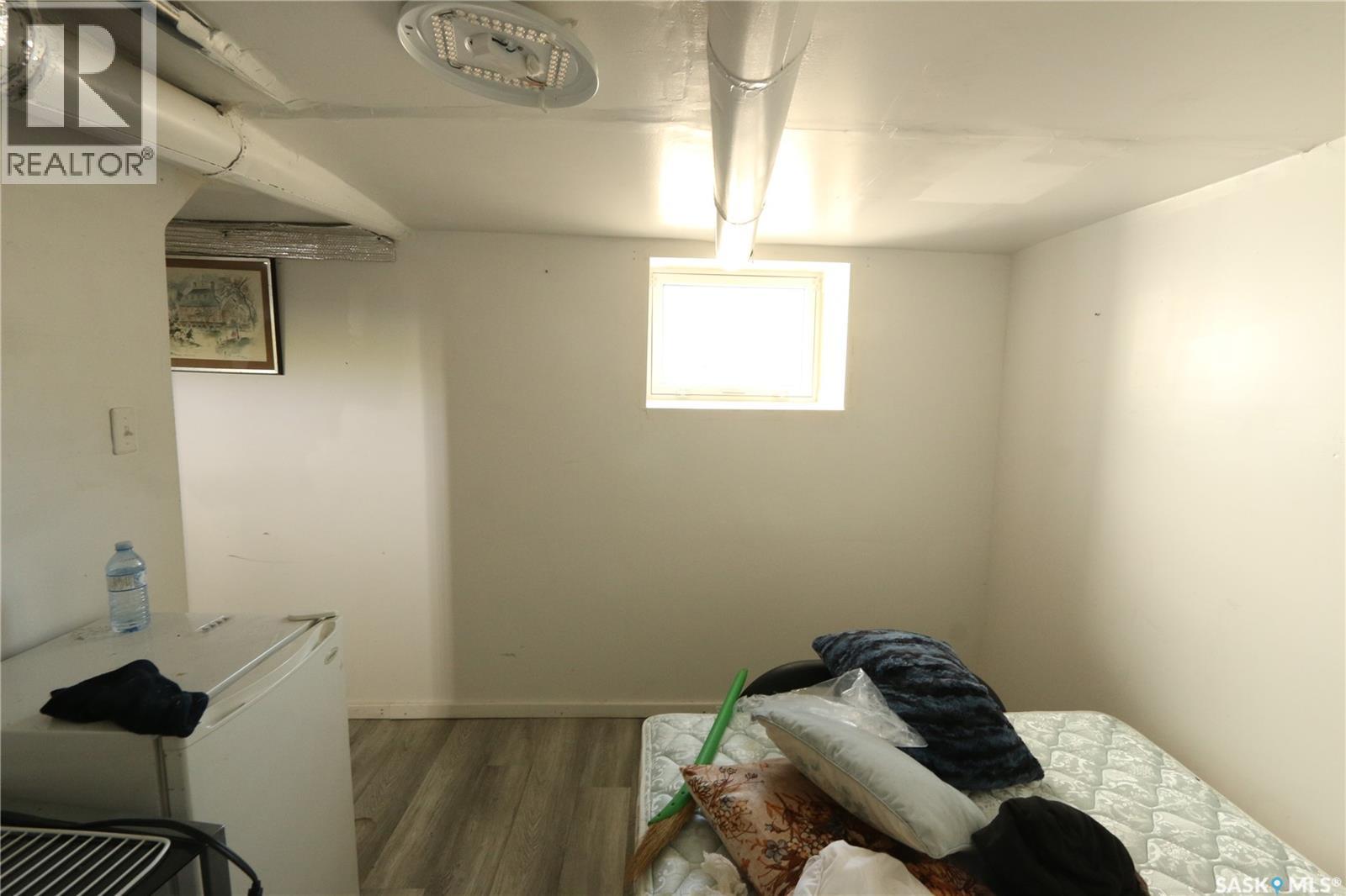 1115 Robinson Street, Regina, Saskatchewan  S4T 2N1 - Photo 12 - SK026383