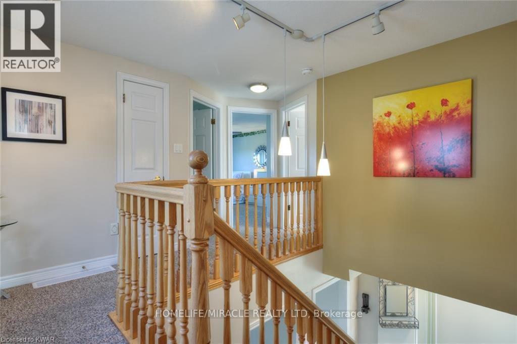 352 Bankside Drive, Kitchener, Ontario  N2N 3K1 - Photo 13 - X12674616