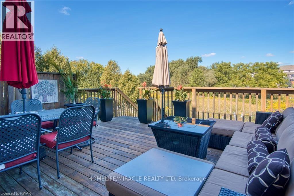 352 Bankside Drive, Kitchener, Ontario  N2N 3K1 - Photo 8 - X12674616