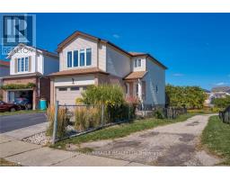 352 BANKSIDE DRIVE, Kitchener, Ontario