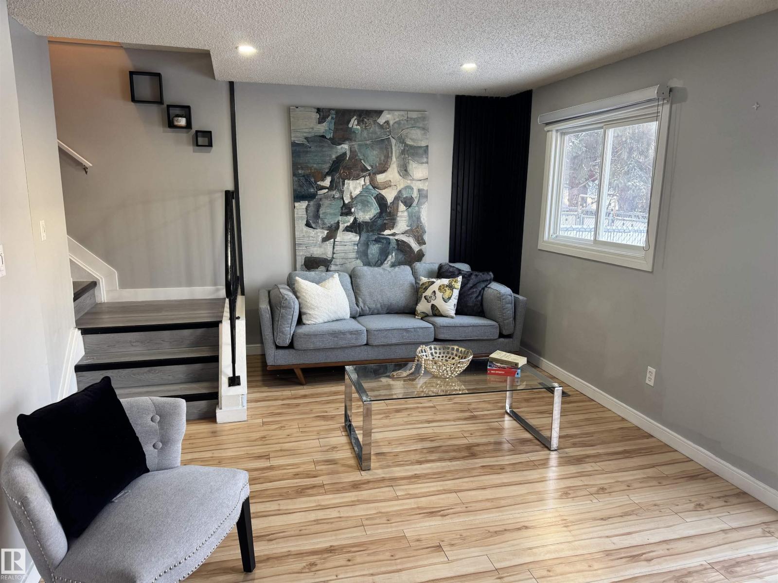 16487 115 ST NW, Edmonton, Alberta
