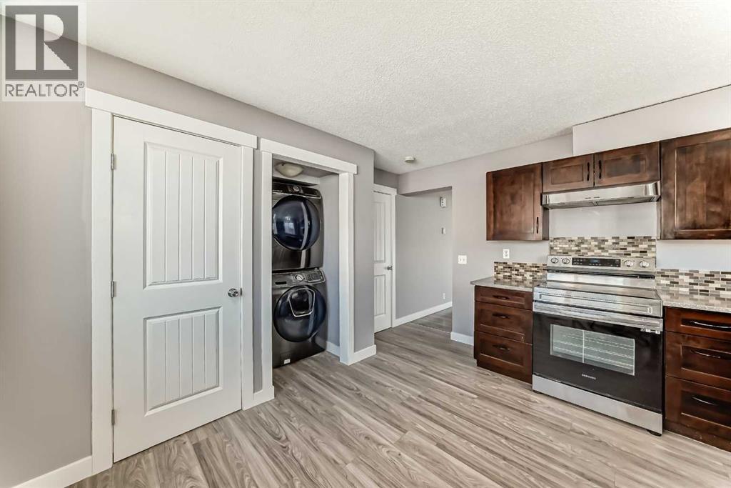 327 Falshire Way Ne, Calgary, Alberta  T3J 2B3 - Photo 7 - A2261149