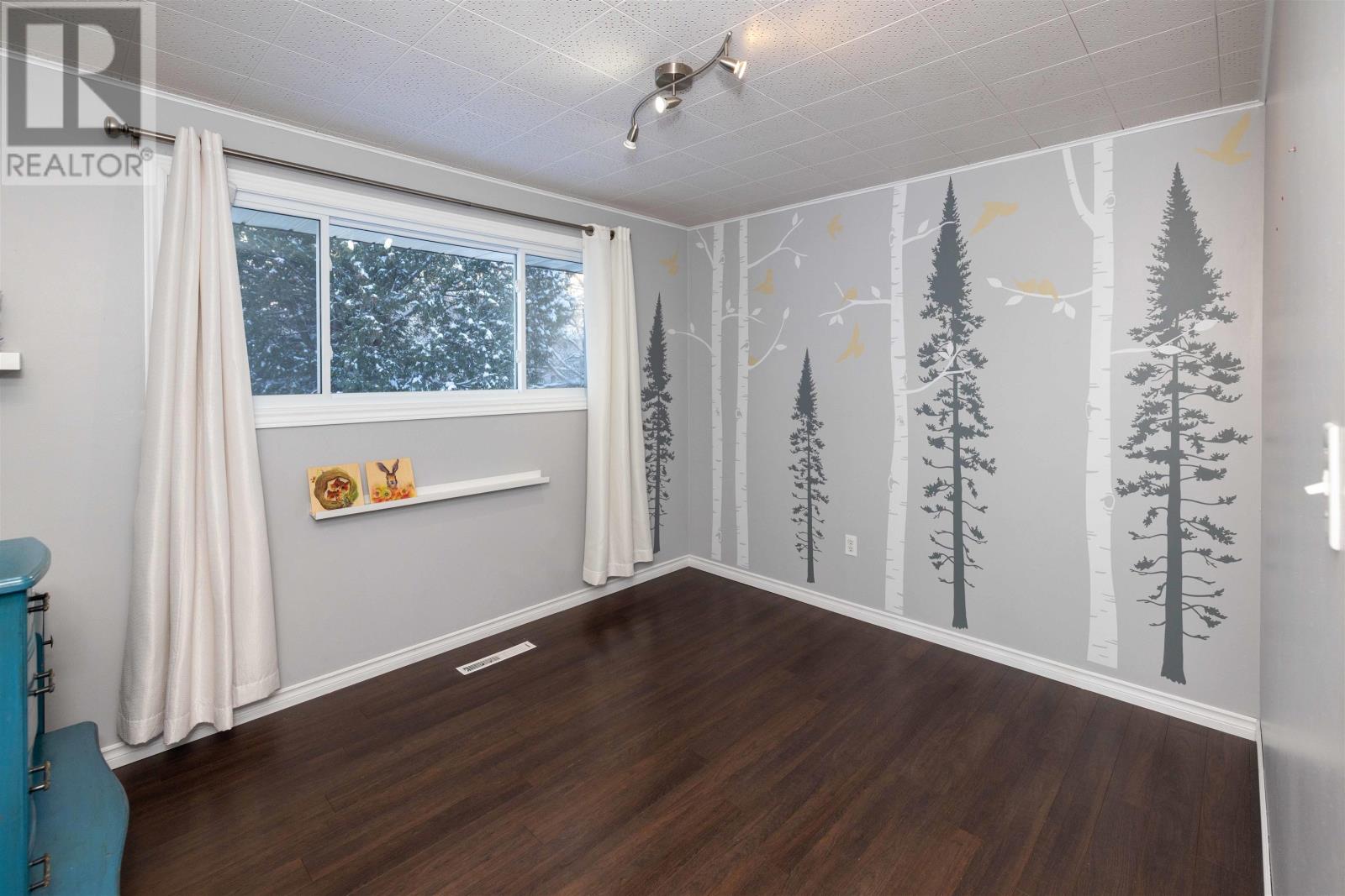 587 Faircrest St, Thunder Bay, Ontario  P7B 2C1 - Photo 16 - TB2600021