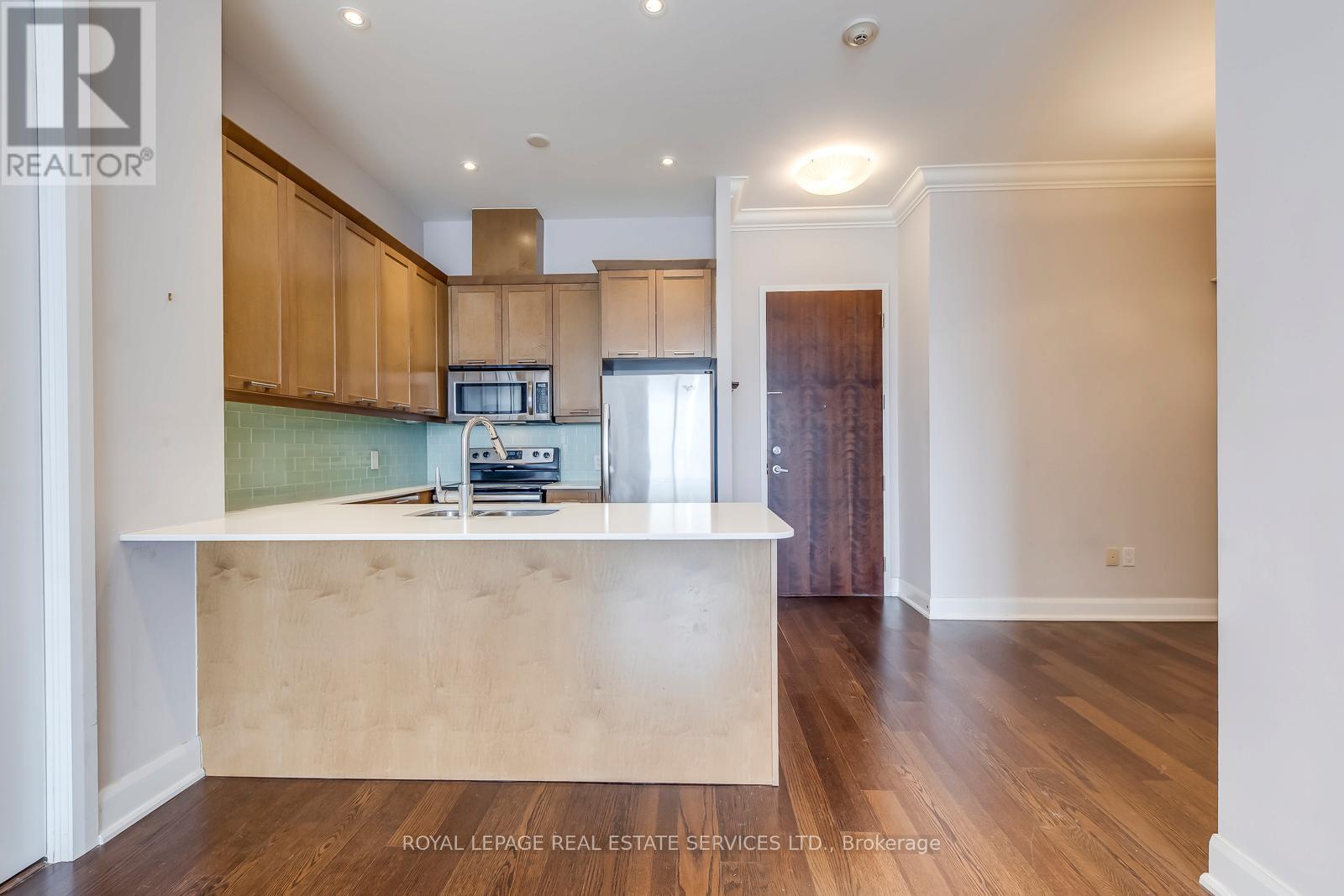 701 - 2470 Prince Michael Drive, Oakville, Ontario  L6H 0G9 - Photo 15 - W12604778