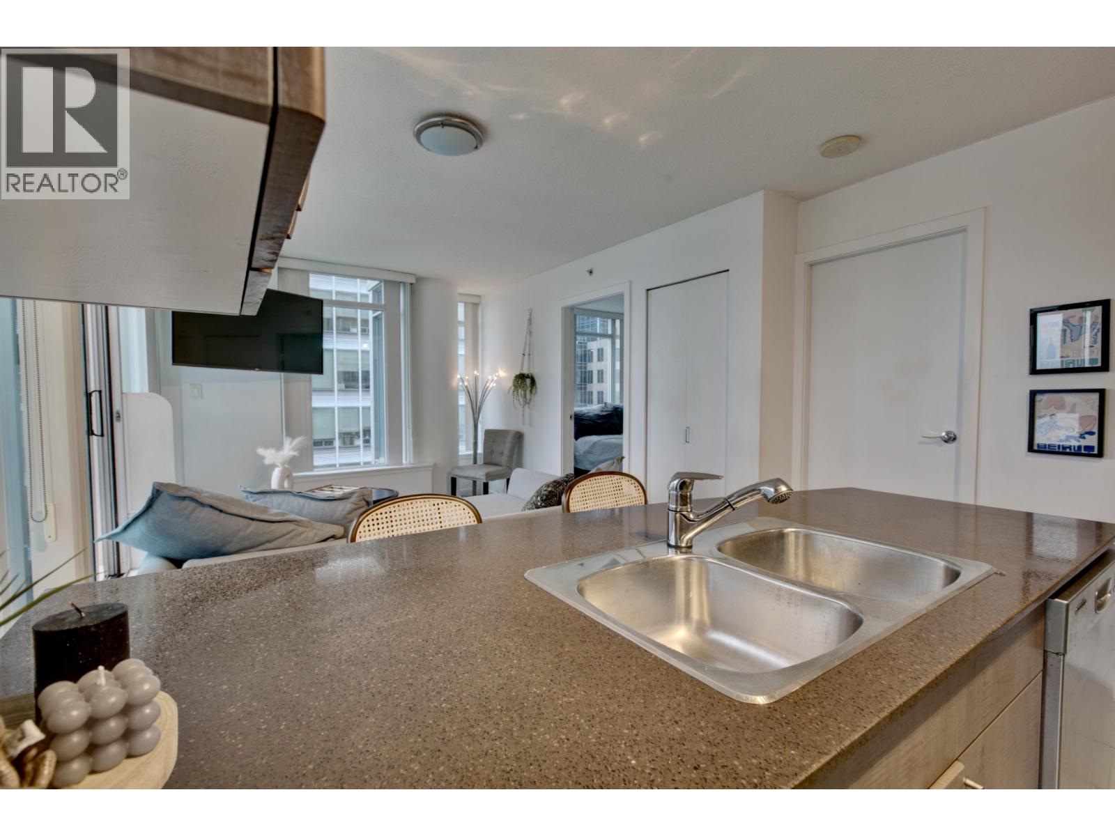 1505 610 Granville Street, Vancouver, British Columbia  V6C 3T3 - Photo 11 - R3077285