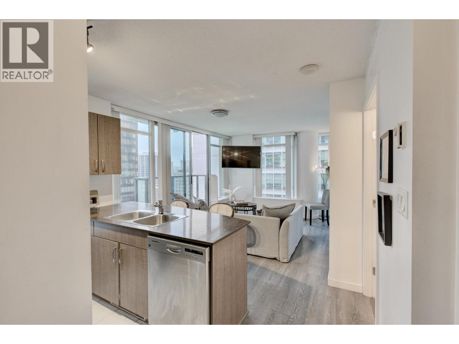 1505 610 Granville Street, Vancouver, British Columbia  V6C 3T3 - Photo 3 - R3077285