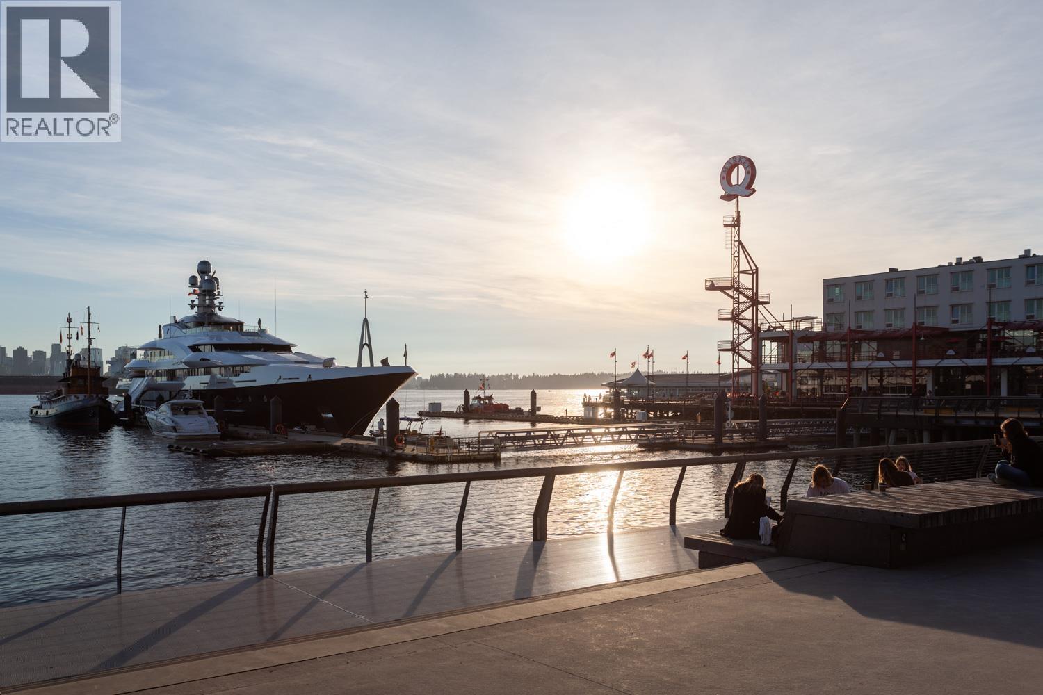 215 251 W 4th Street, North Vancouver, British Columbia  V7M 1H8 - Photo 29 - R3077287