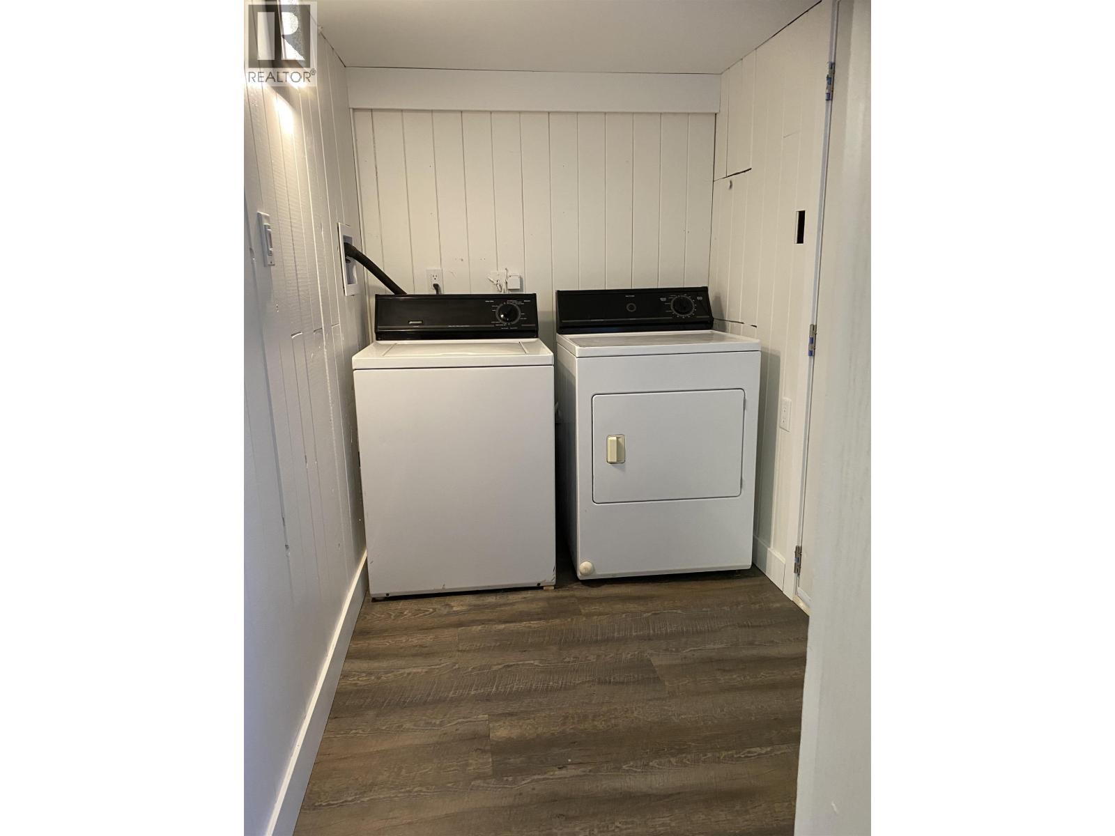 865 E 12th Street, North Vancouver, British Columbia  V7L 2L2 - Photo 39 - R3077298