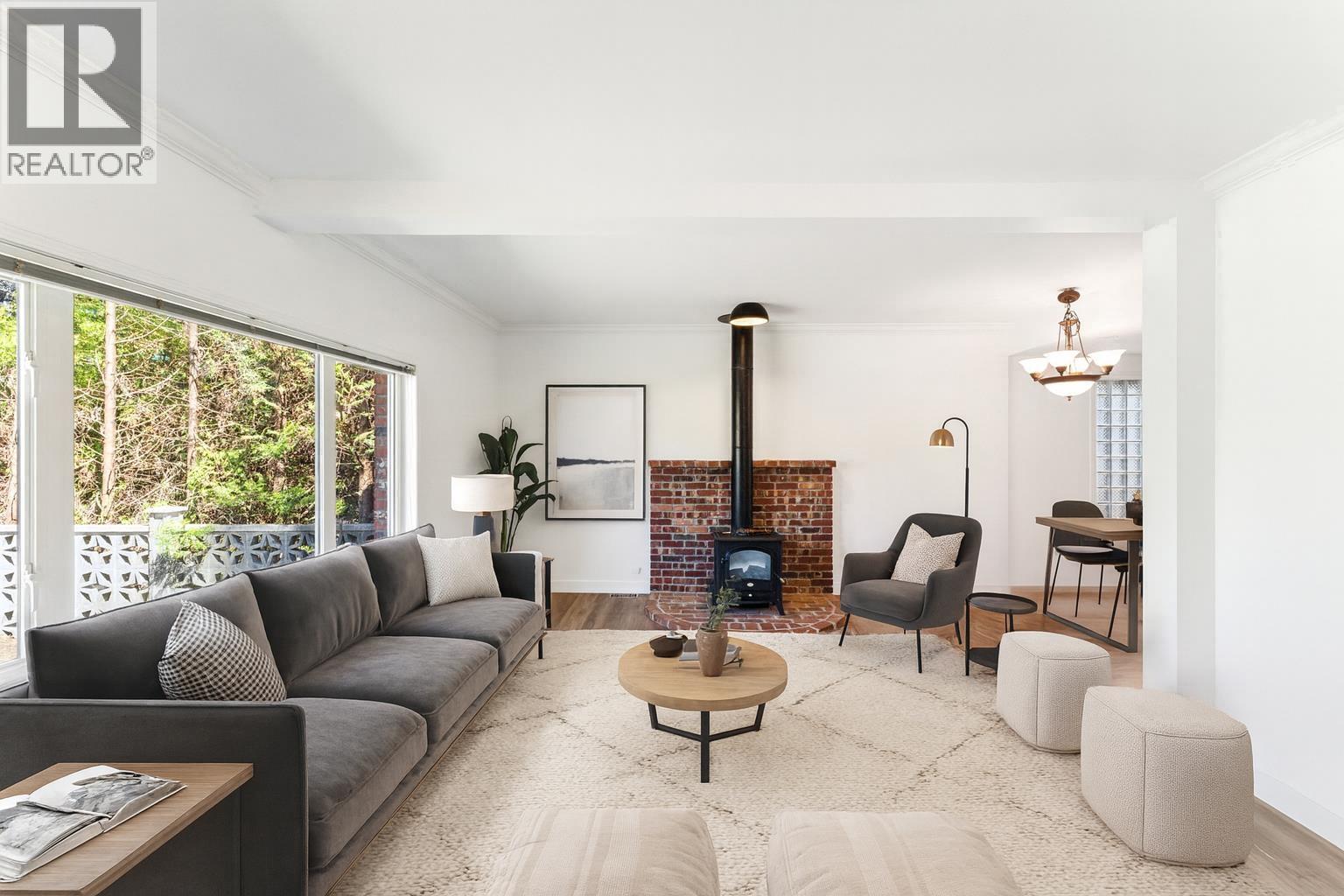 865 E 12th Street, North Vancouver, British Columbia  V7L 2L2 - Photo 5 - R3077298