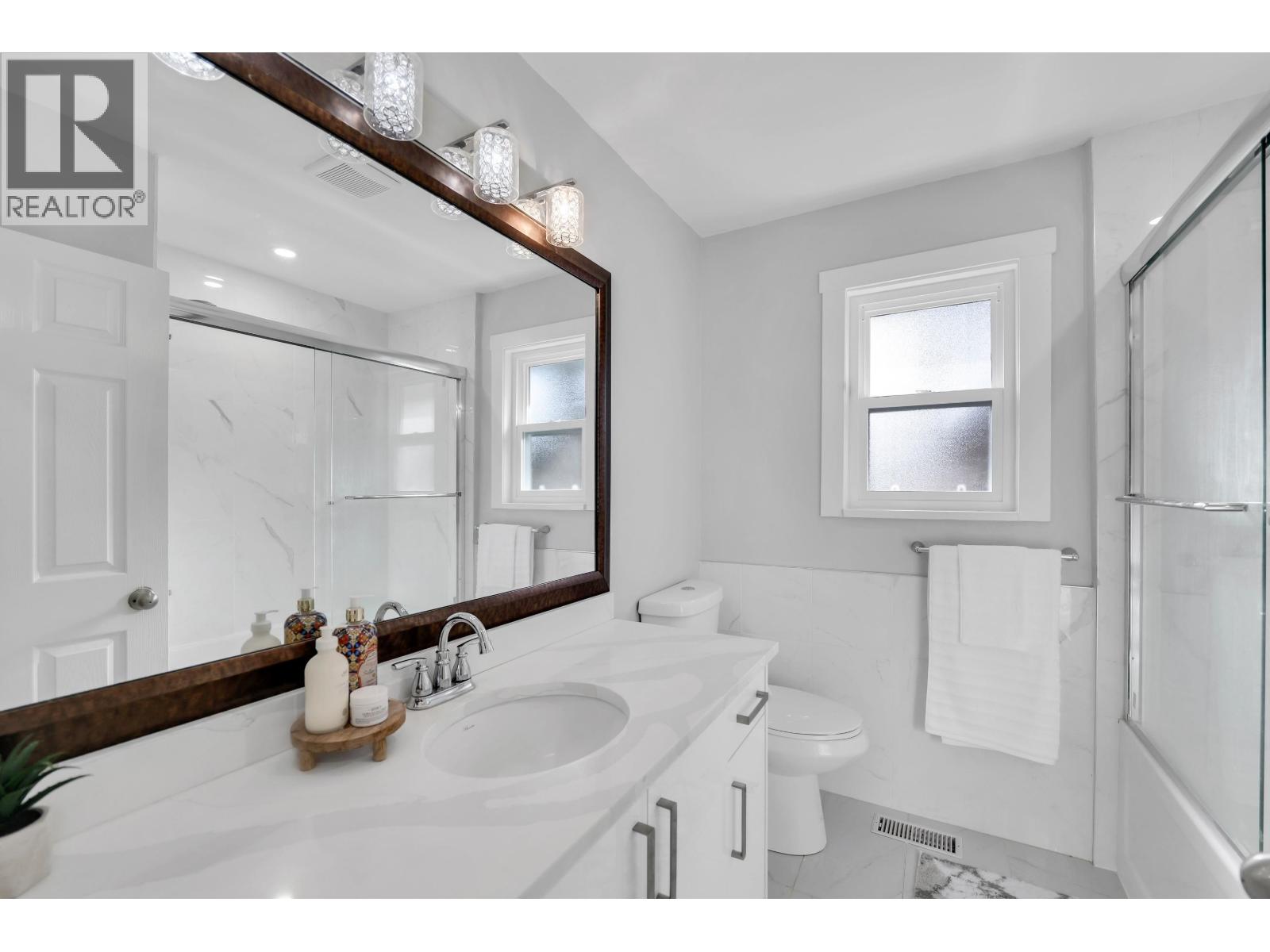 2026 Garibaldi Way, Squamish, British Columbia  V0N 1T0 - Photo 11 - R3077301