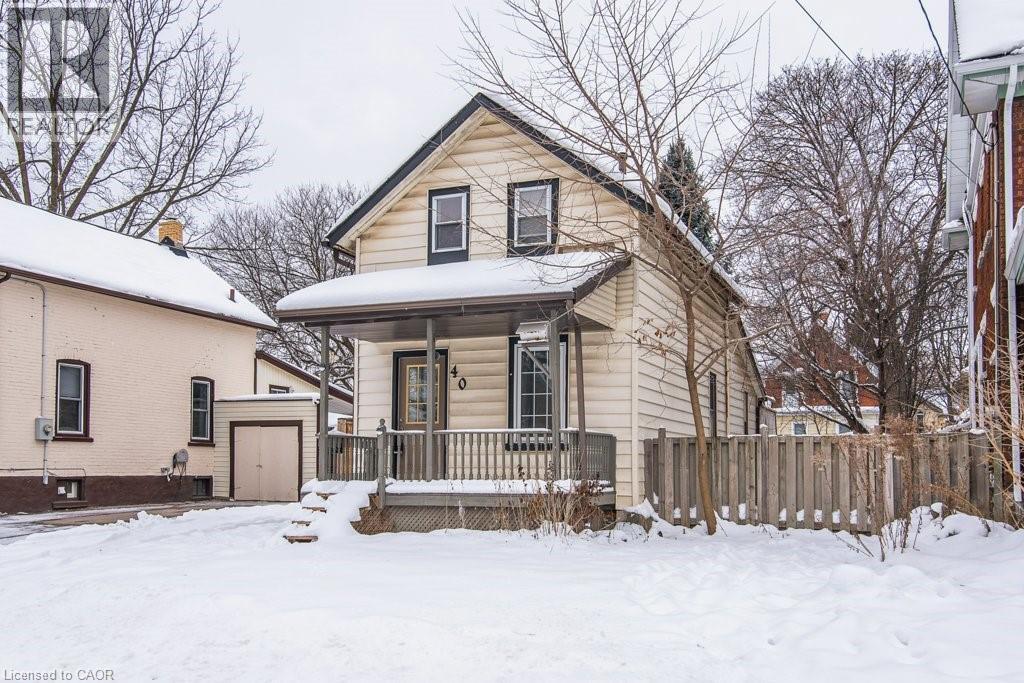 40 Krug Street, Kitchener, Ontario  N2H 2X7 - Photo 4 - 40791082