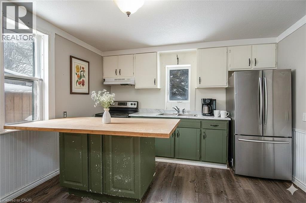 40 Krug Street, Kitchener, Ontario  N2H 2X7 - Photo 14 - 40791082