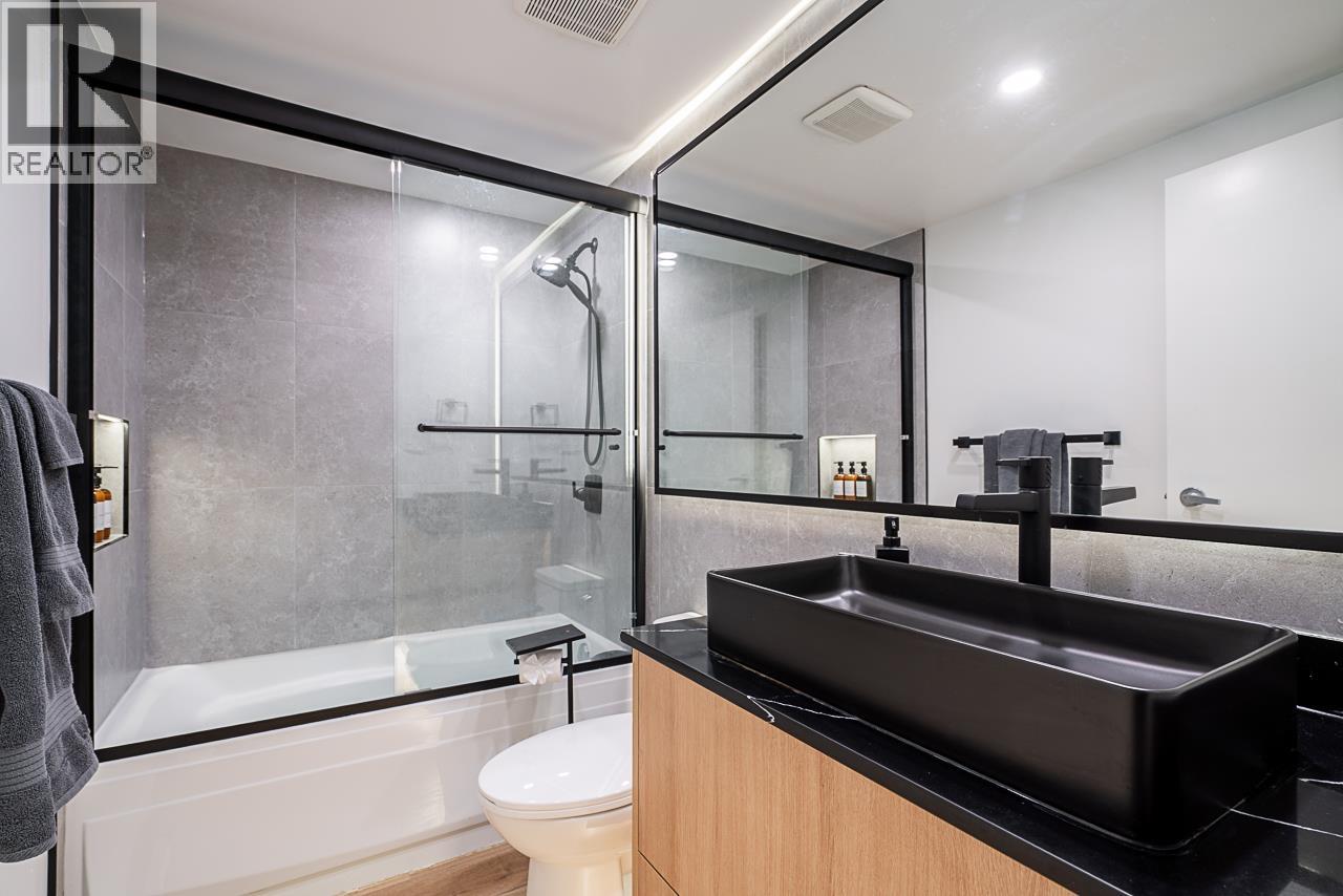 1201 1050 Burrard Street, Vancouver, British Columbia  V6Z 2S3 - Photo 14 - R3076877