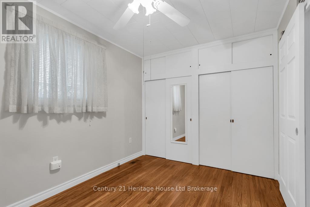 43 Concession Street E, Tillsonburg, Ontario  N4G 1P2 - Photo 29 - X12541434