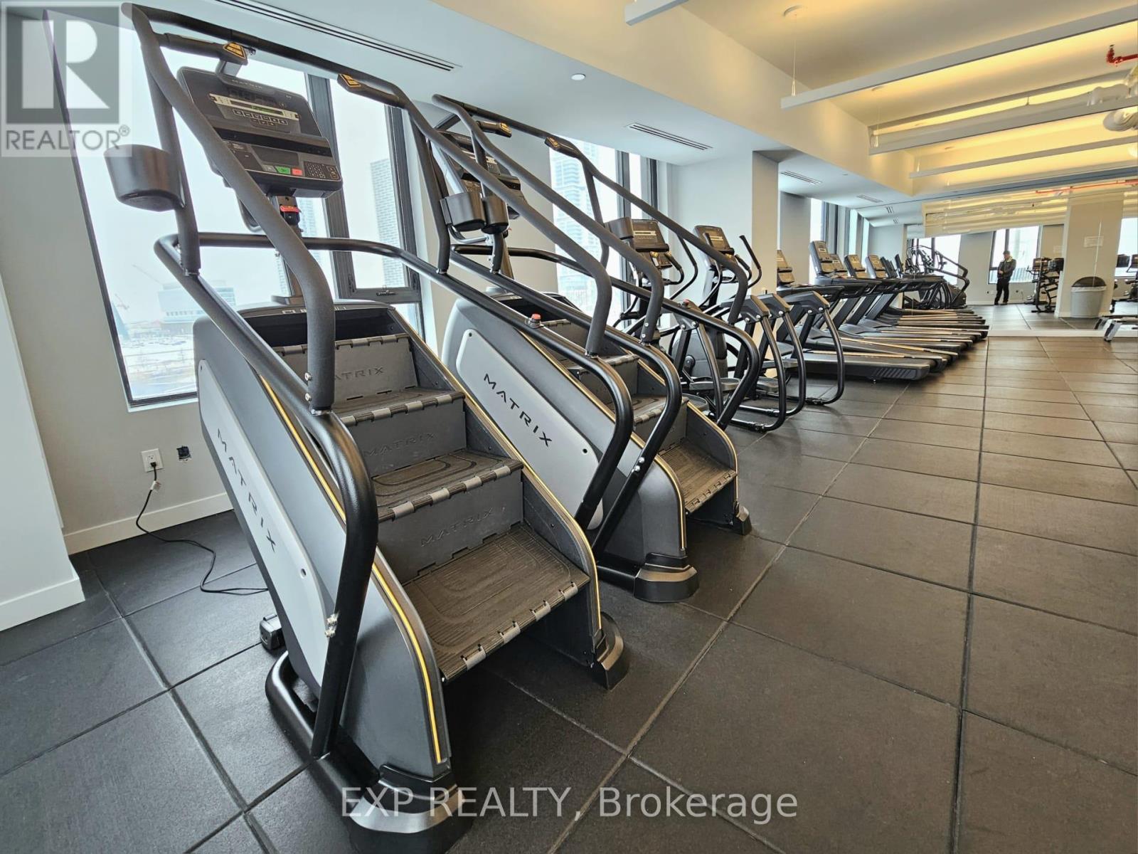 1307 - 2920 Highway Road, Vaughan, Ontario  L4K 0P4 - Photo 12 - N12674648