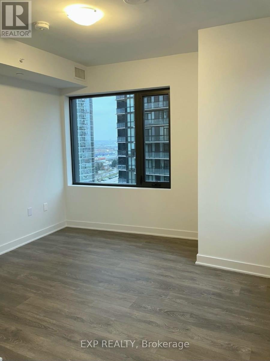 1307 - 2920 Highway Road, Vaughan, Ontario  L4K 0P4 - Photo 4 - N12674648