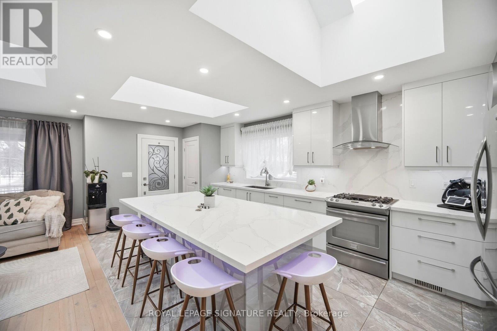 30 Coules Court, Toronto, Ontario  M8W 2N9 - Photo 27 - W12674338