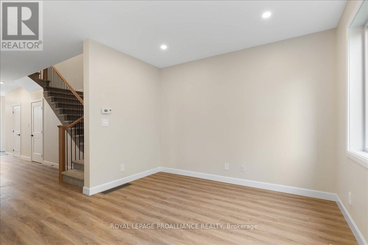 293 Church Street, Greater Napanee, Ontario  K7R 1C5 - Photo 12 - X12673920