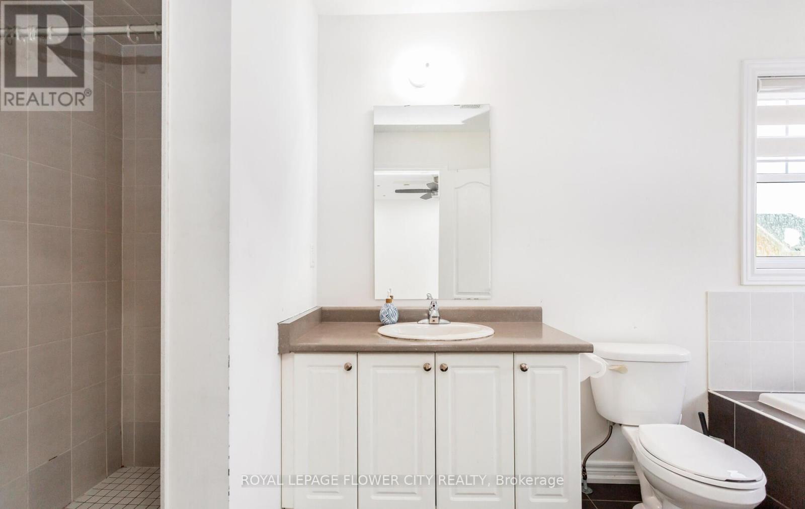 106 Lanark Circle, Brampton, Ontario  L6X 5L3 - Photo 29 - W12674632