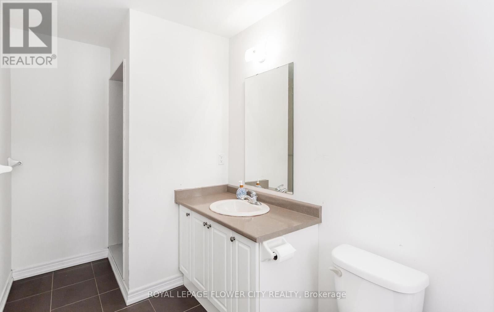 106 Lanark Circle, Brampton, Ontario  L6X 5L3 - Photo 31 - W12674632