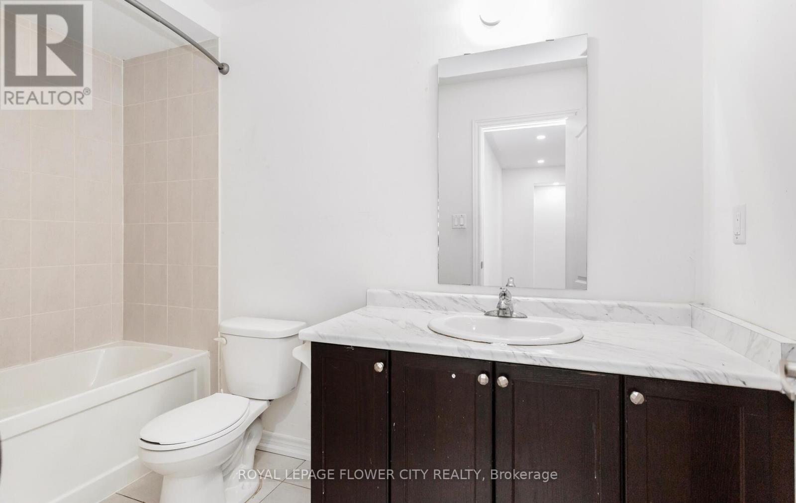 106 Lanark Circle, Brampton, Ontario  L6X 5L3 - Photo 40 - W12674632