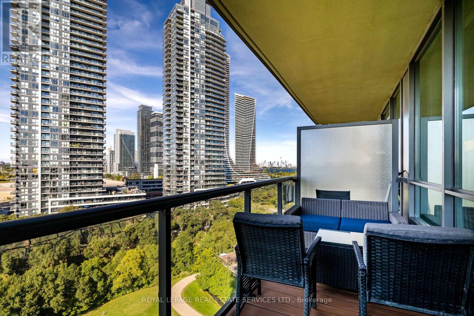 1105 - 15 Legion Road, Toronto, Ontario  M8V 0A9 - Photo 13 - W12674646