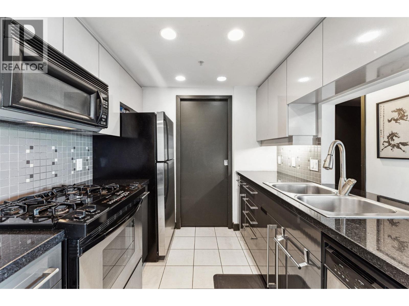 2201 1408 Strathmore Mews, Vancouver, British Columbia  V6Z 3A9 - Photo 23 - R3070227