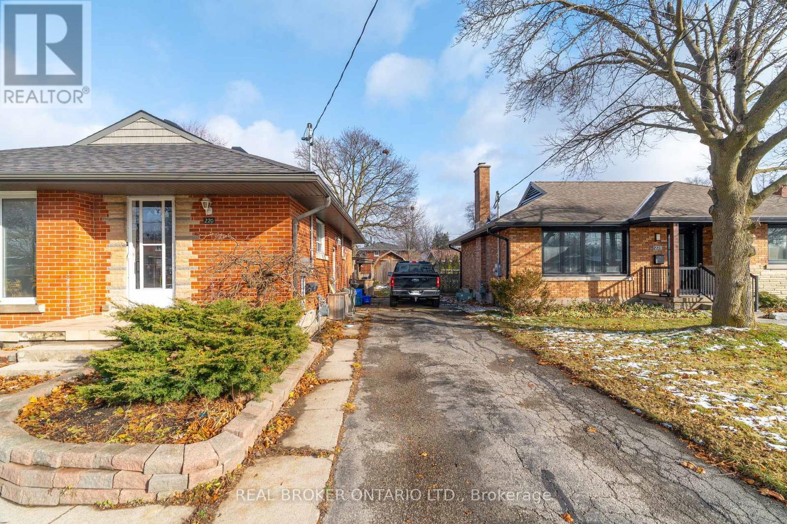 220 Bruce Street, Kitchener, Ontario  N2B 1Z3 - Photo 40 - X12674658