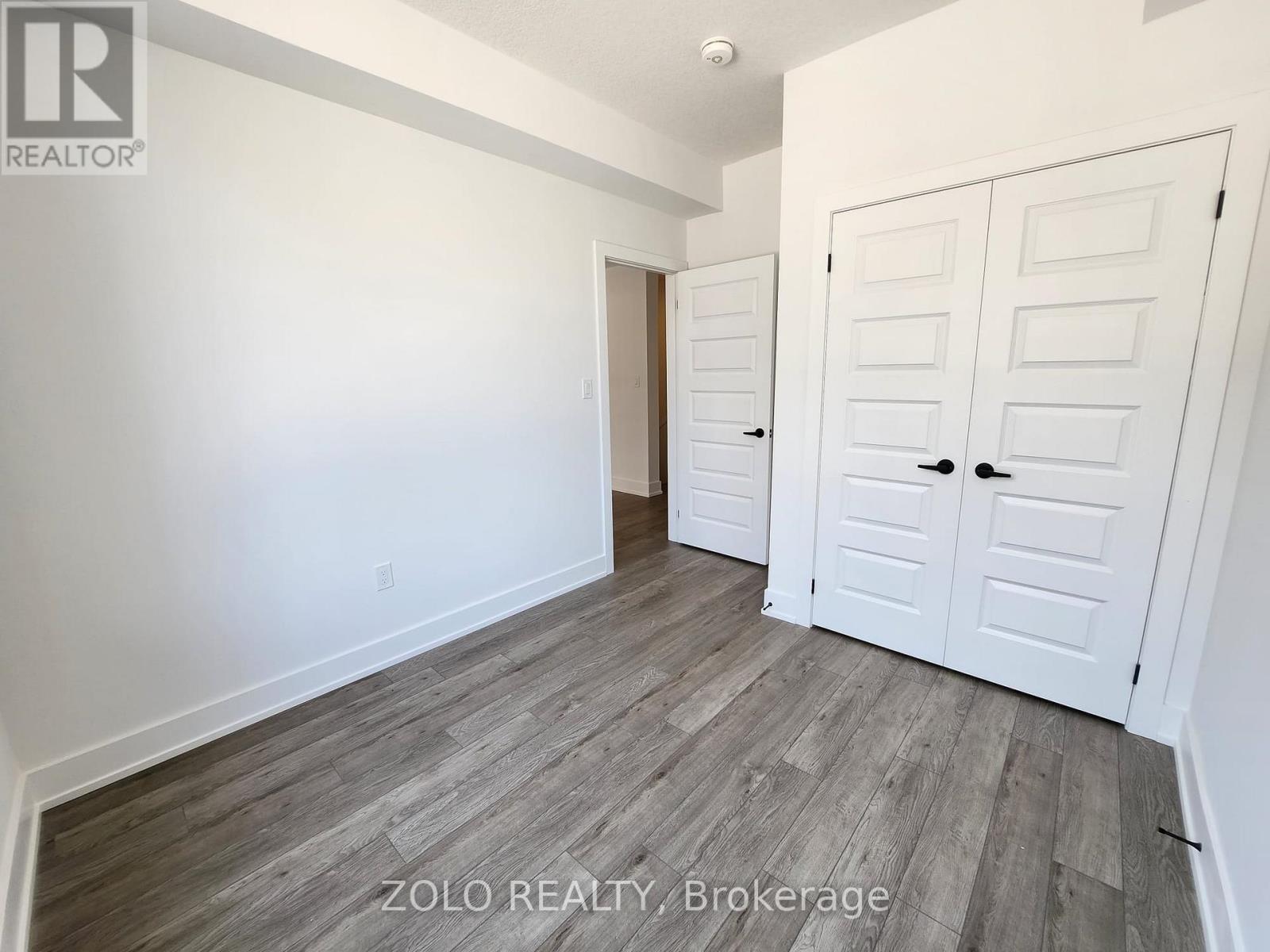 25 - 99 Roger Street N, Waterloo, Ontario  N2J 0G1 - Photo 5 - X12674666