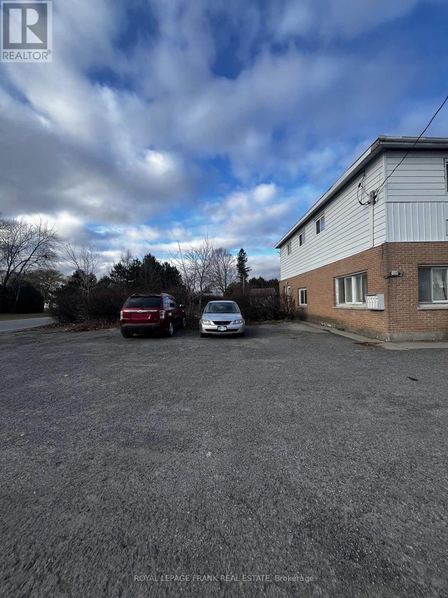 535 Old Highway 2 Highway, Quinte West, Ontario  K8V 5P5 - Photo 2 - X12674696