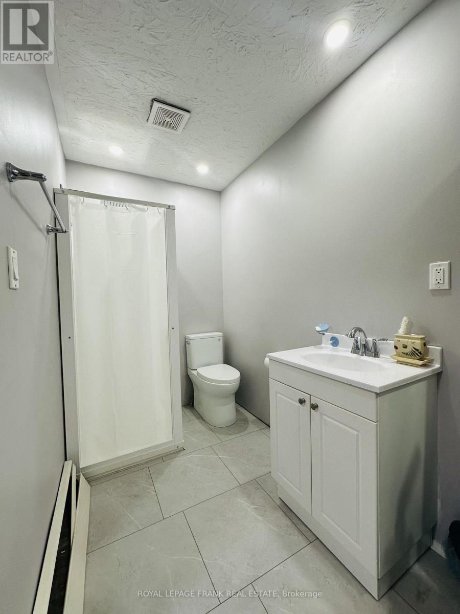 535 Old Highway 2 Highway, Quinte West, Ontario  K8V 5P5 - Photo 5 - X12674696