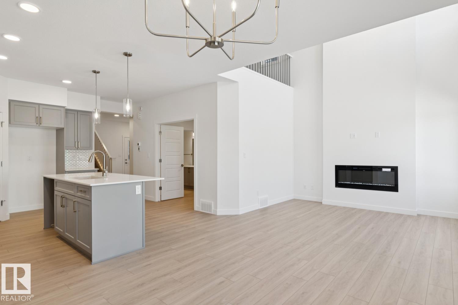 4007 208 Street Nw, Edmonton, Alberta  T6M 3E4 - Photo 4 - E4468957