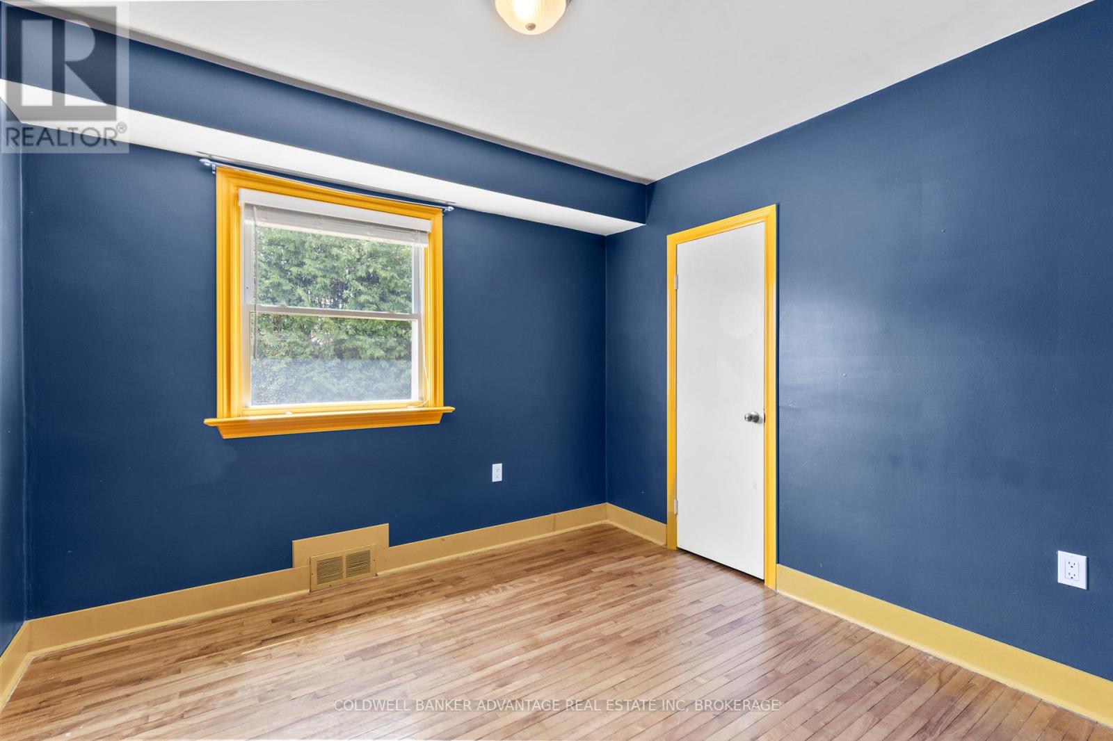 302 Main Street E, Grimsby, Ontario  L3M 1P8 - Photo 25 - X12674682