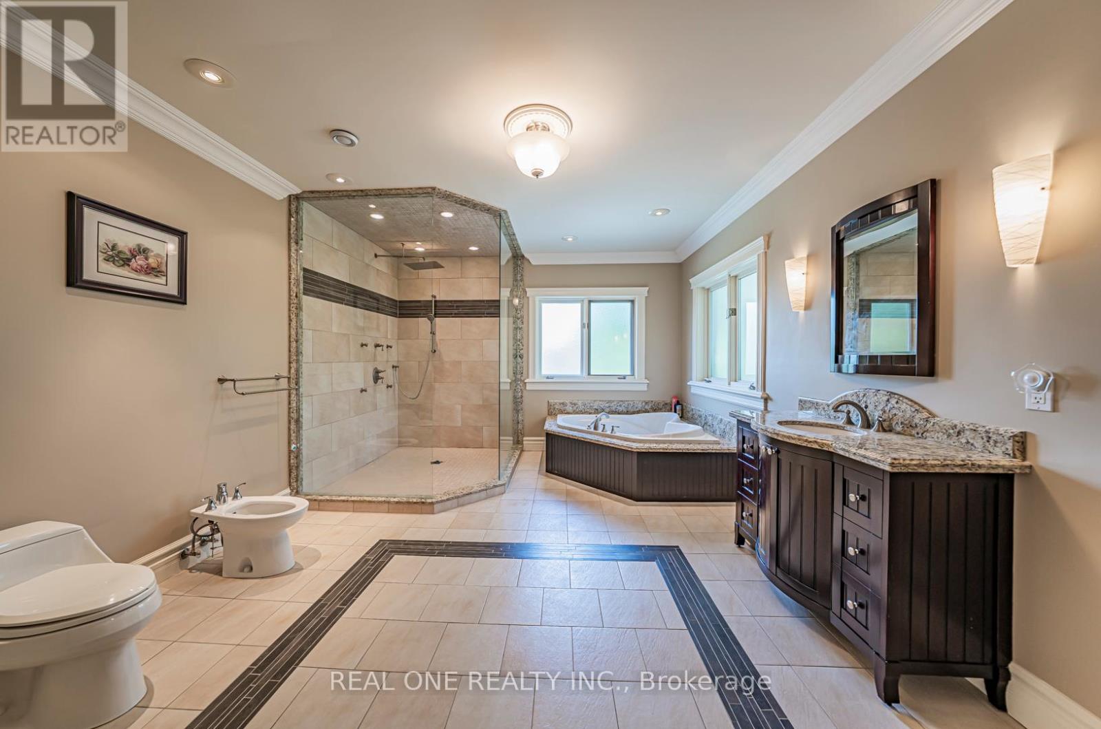 14 Alm Court, Aurora, Ontario  L4G 6W7 - Photo 39 - N12674676