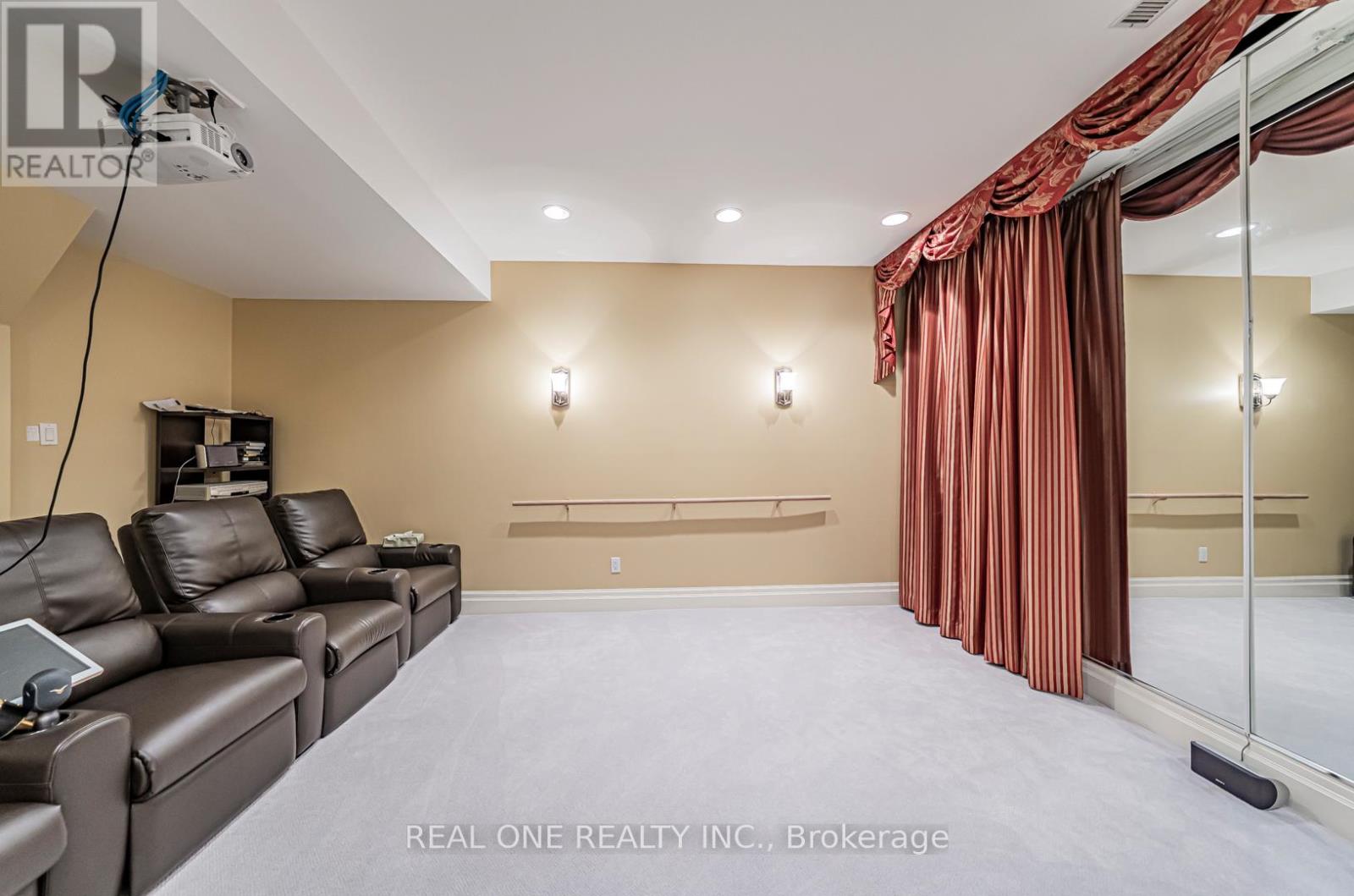 14 Alm Court, Aurora, Ontario  L4G 6W7 - Photo 49 - N12674676