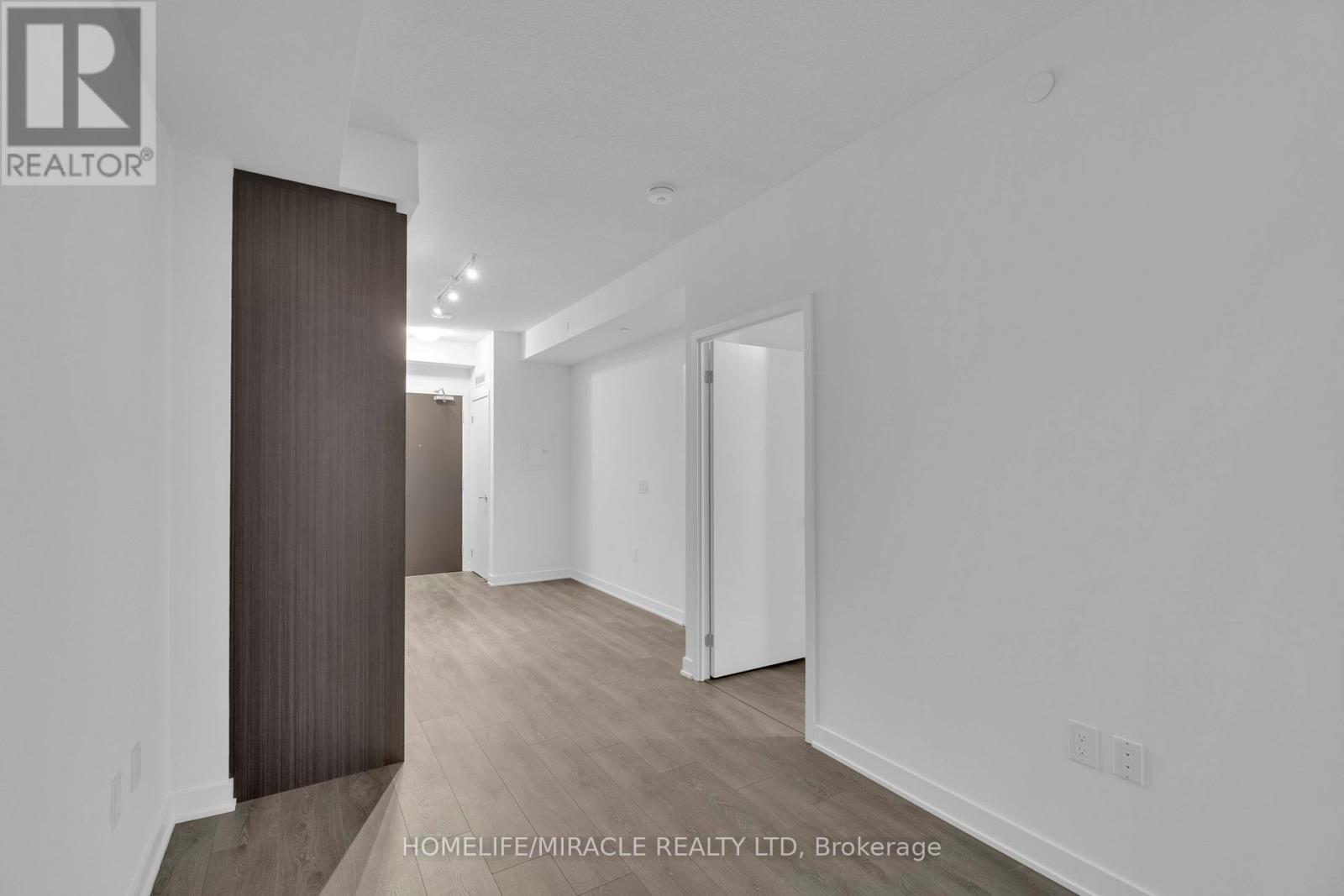 801 - 60 Honeycrisp Crescent, Vaughan, Ontario  L4K 0M5 - Photo 20 - N12674684