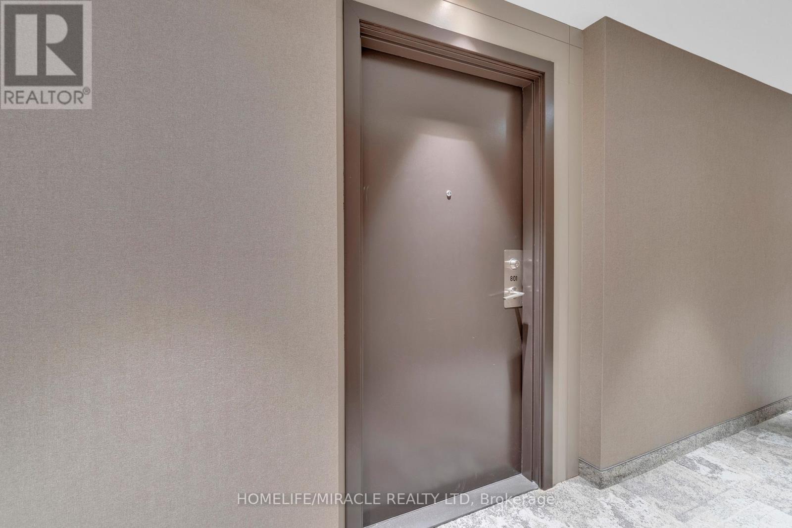 801 - 60 Honeycrisp Crescent, Vaughan, Ontario  L4K 0M5 - Photo 3 - N12674684